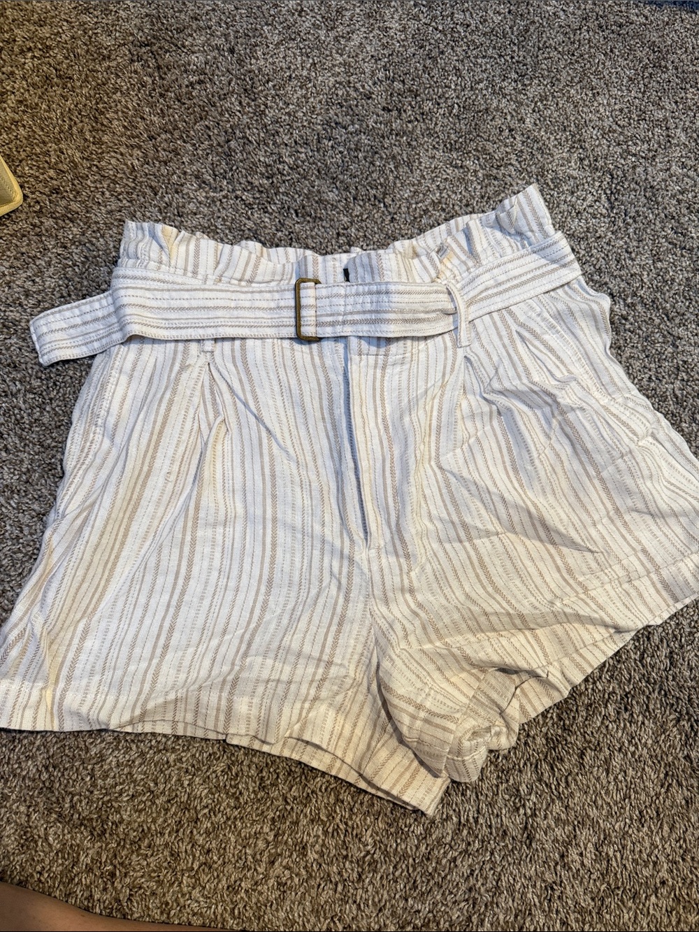 Banana Republic Cream and Beige Striped belted shorts